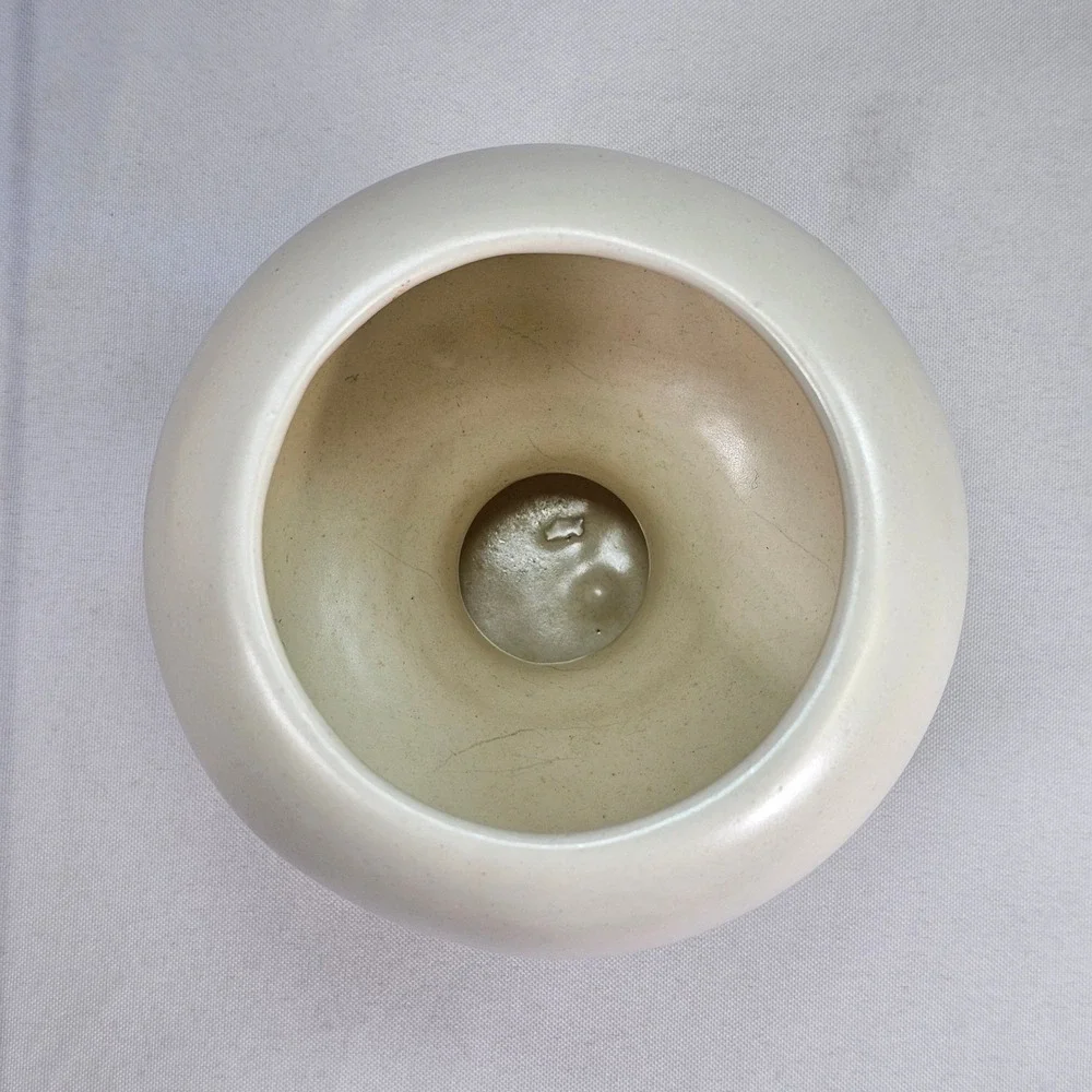 Vintage Haeger USA Pottery Cream Speckled Orb Vase and Footed Pedestal Set 2pc